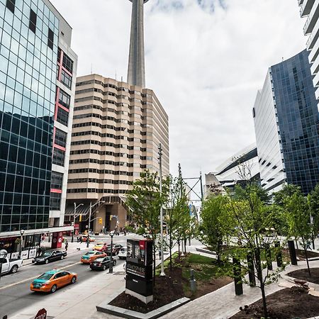 Skyline Suites - Walk To Mtcc, Acc, Rogers Centre & Entertainment District 토론토 외부 사진