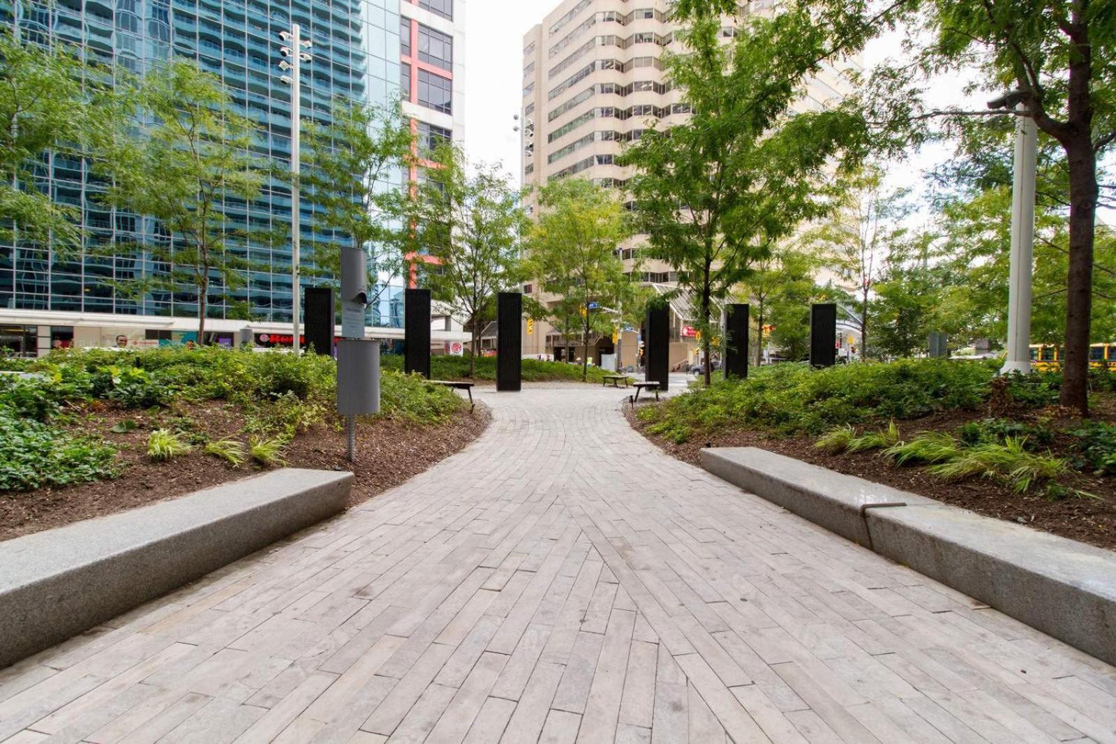 Skyline Suites - Walk To Mtcc, Acc, Rogers Centre & Entertainment District 토론토 외부 사진