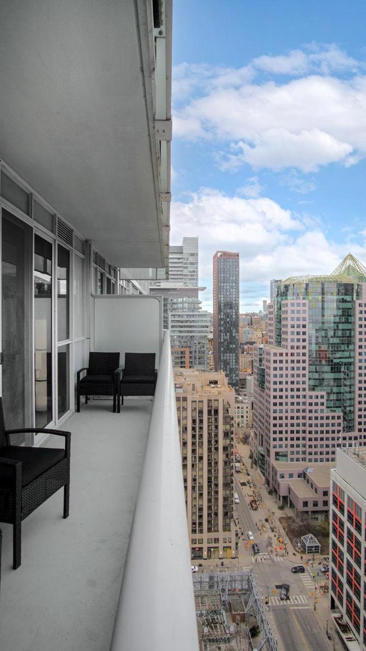 Skyline Suites - Walk To Mtcc, Acc, Rogers Centre & Entertainment District 토론토 외부 사진